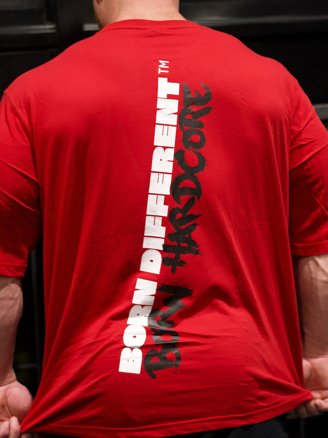MUTANT® BORN HARDCORE BOLD OVERSIZED GYM T-SHIRT (RED)