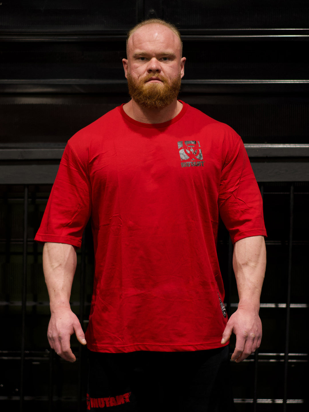 MUTANT® BORN HARDCORE BOLD OVERSIZED GYM T-SHIRT (RED)