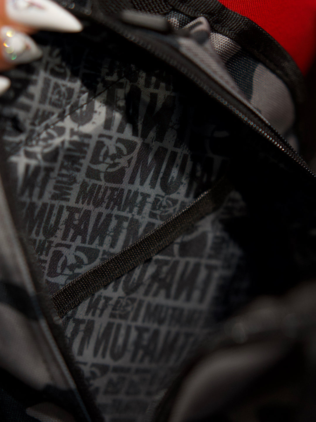 MUTANT® ALPHA GYM CROSS-BODY BAG (BLACK CAMO)